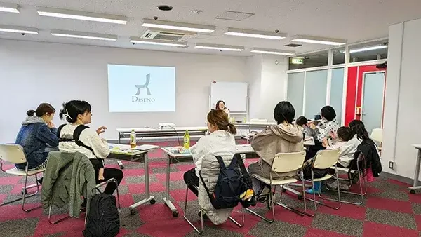 <div class="new-txt" style="color:#f6b2b3; margin-right:5px;">NEW!</div>【イベントレポ】「子どもの成長にあわせたお部屋づくりの座談会」 を開催しました！